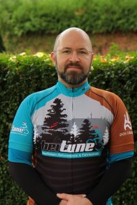 beitune Guide Chris mit Trikot