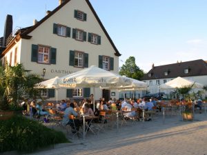 Das beitune Partnerhotel Schützen liegt zentral in Freiburg und doch nah am Waldrand,