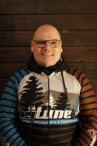 beitune Guide Eddy mit beitune Hoodie