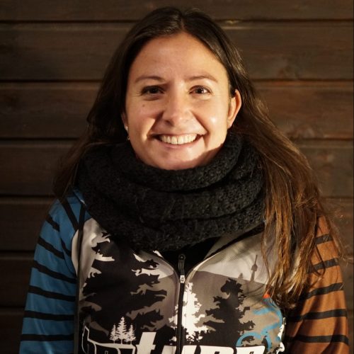 beitune Guide Meli mit beitune Hoodie