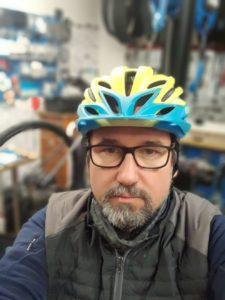 beitune Guide Martin mit Helm