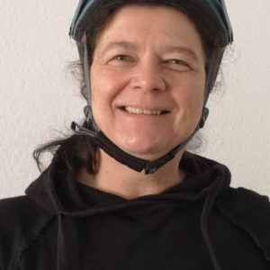 beitune Guide Carola mit Helm