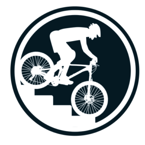 Das MTB-Fahrtechniklevel Enduro richtet sich an alle Mountainbiker, die ihre Fahrtechnik verfeinern möchten. Könner und Profis sind hier richtig.
