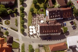 das beitune Partnerhotel Schützen in Freiburg - fotografiert aus der Vogelperspektive